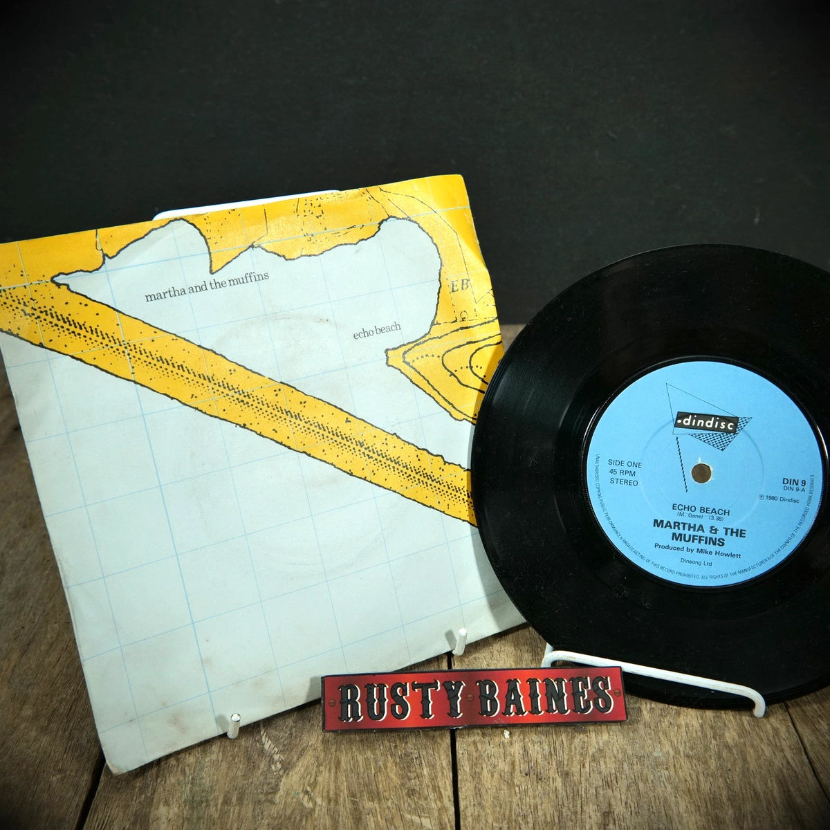 Record 7" Single: Martha and the Muffins, Echo Beach