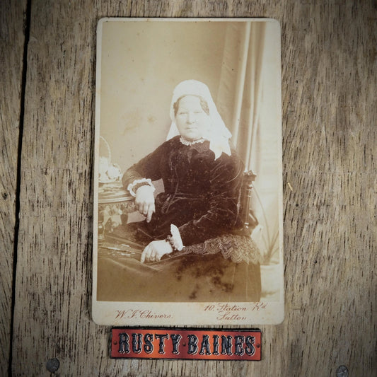 Carte de Visite (CDV) Portrait of Victorian Mature Woman, Fashion, W Chivers, Sutton