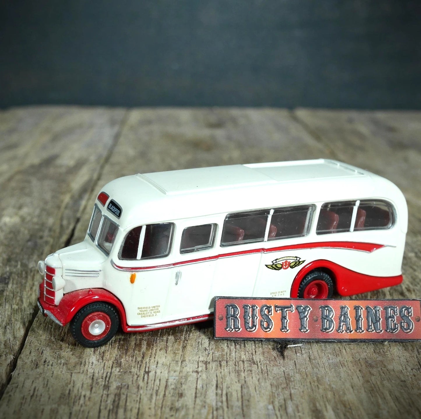 EFE 1/76 Scale, Bedford OB Coach Sheffield United Tours