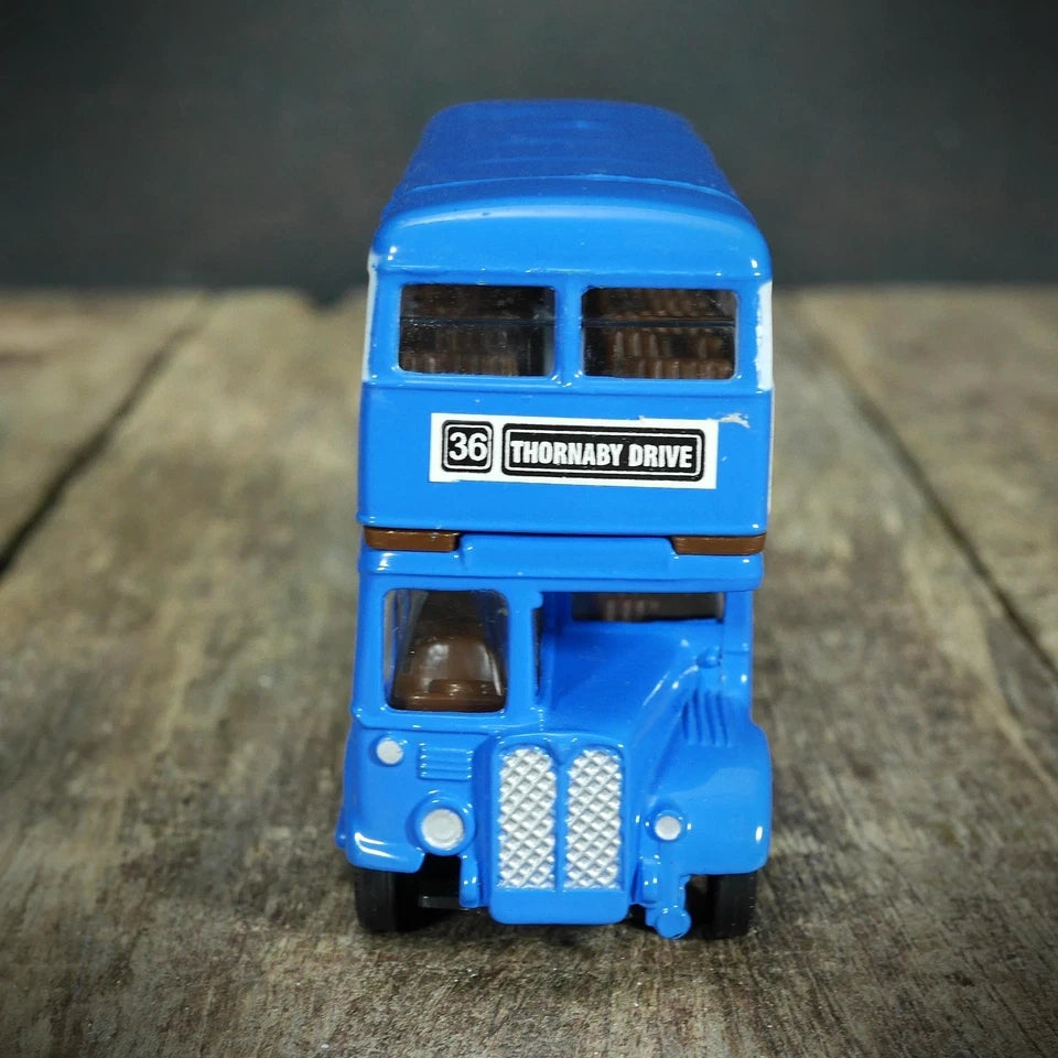 Oxford Diecast 1/76 Scale Bradford Double Decker Bus, Dulux Livery. Unboxed