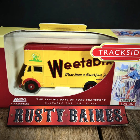 Lledo Trackside Guy Pantechnicon/Van Weetabix, 1/76