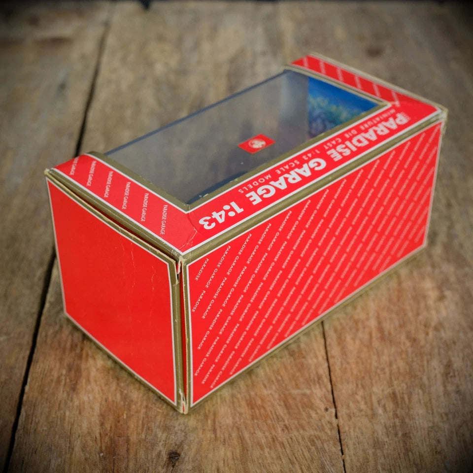 Paradise Garage, Australian Holden Commodore Acclaim VR, Green/Kira Aqua, 1/43