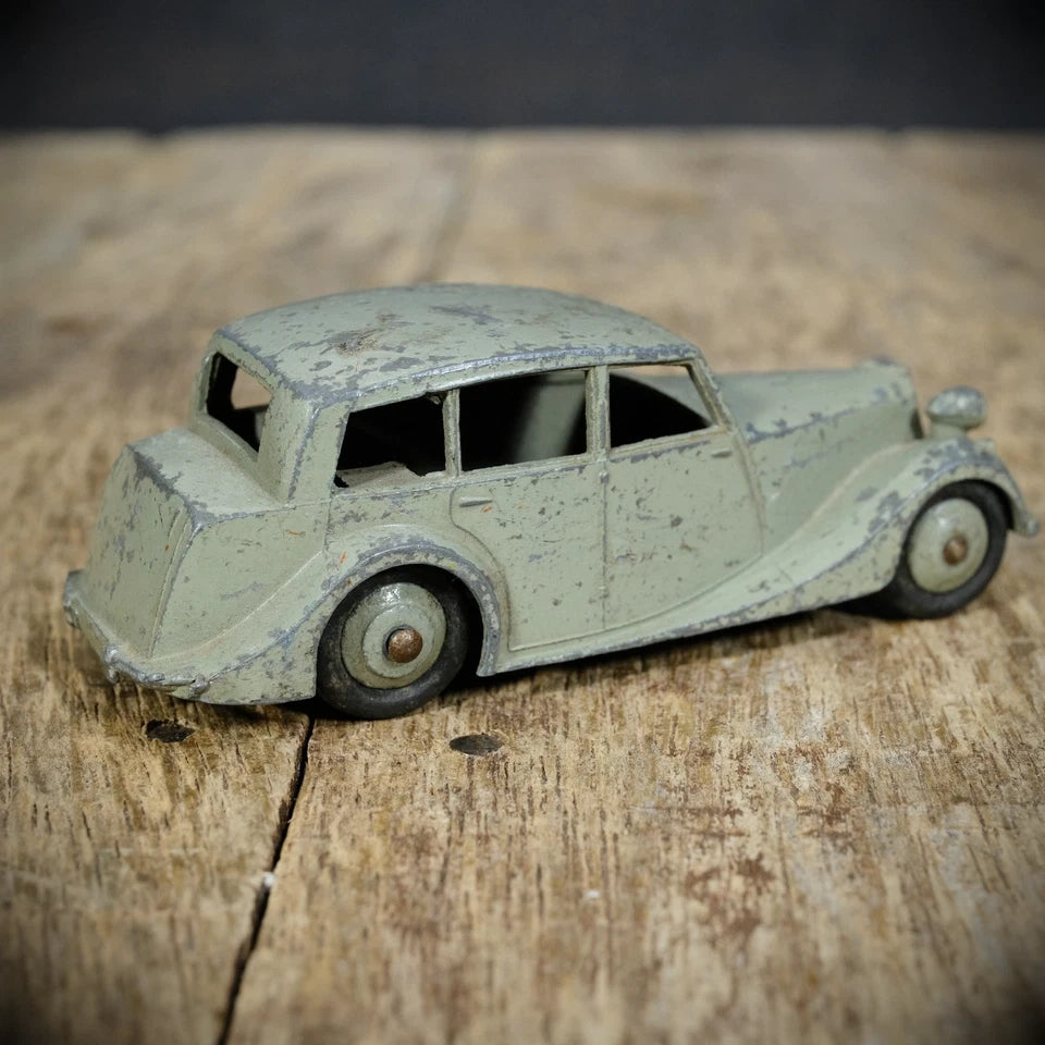 Vintage Dinky 40b Triumph Renown 1800, Grey