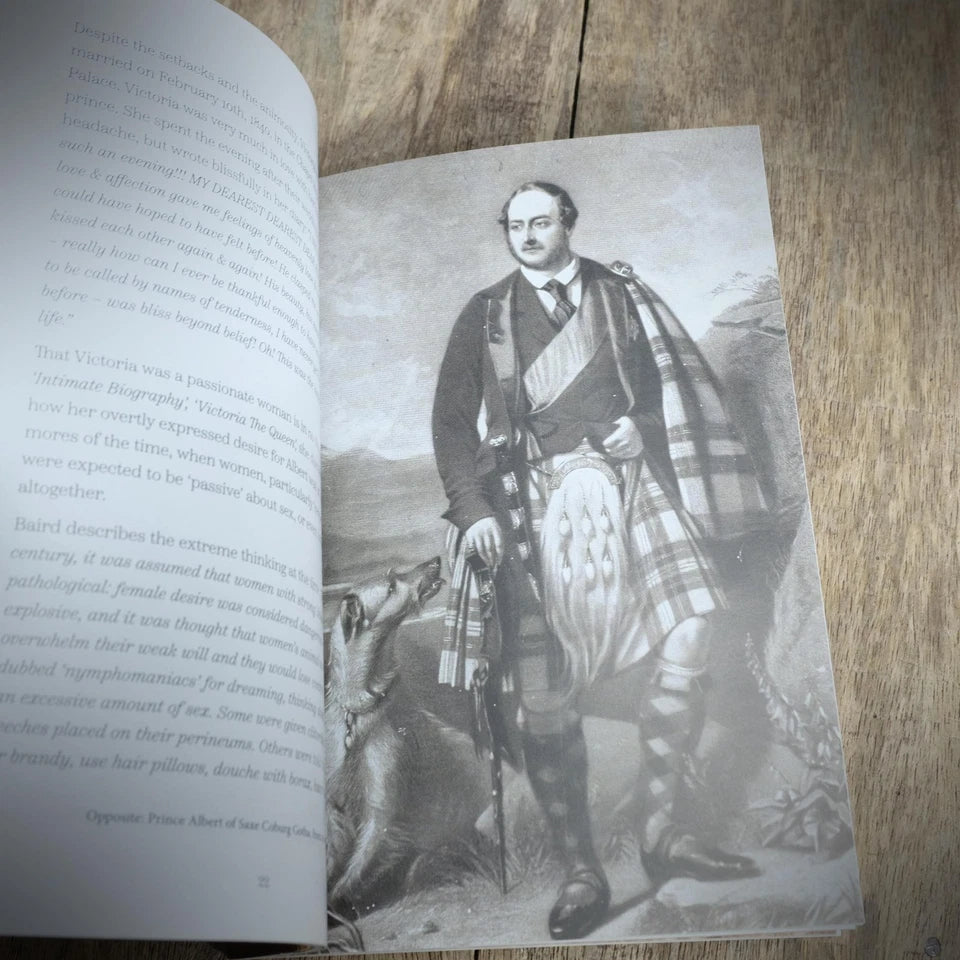 Victoria (Queen), Stewart Binns, 2019 Softcover, Royal Interest