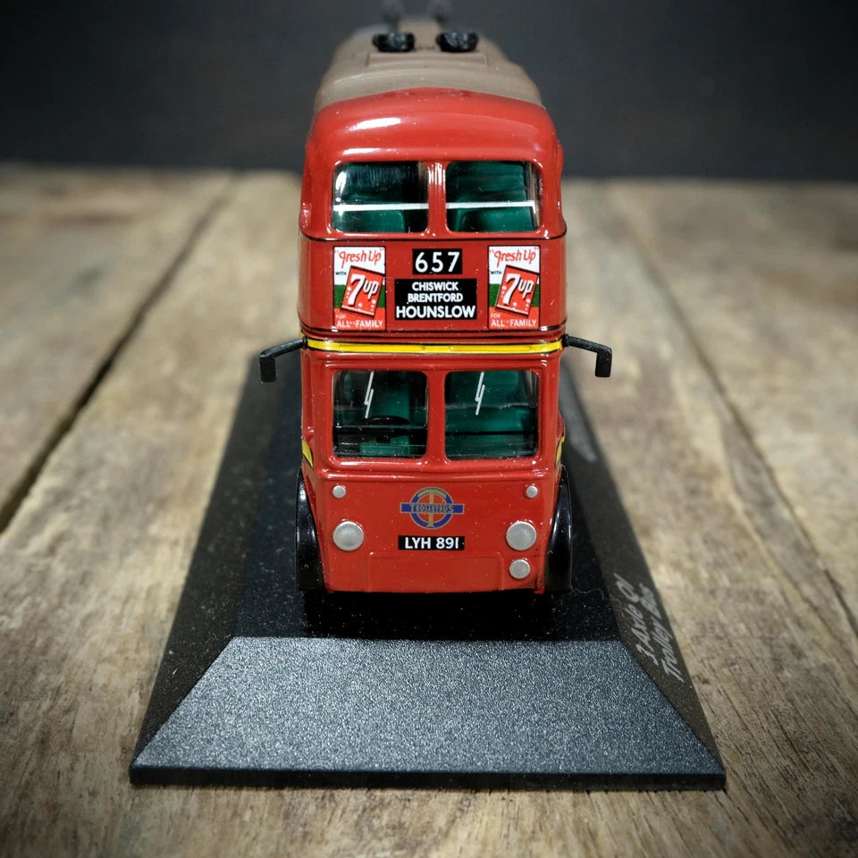 Atlas Great British Buses 3 Axle QI Trolley Bus, Boxed