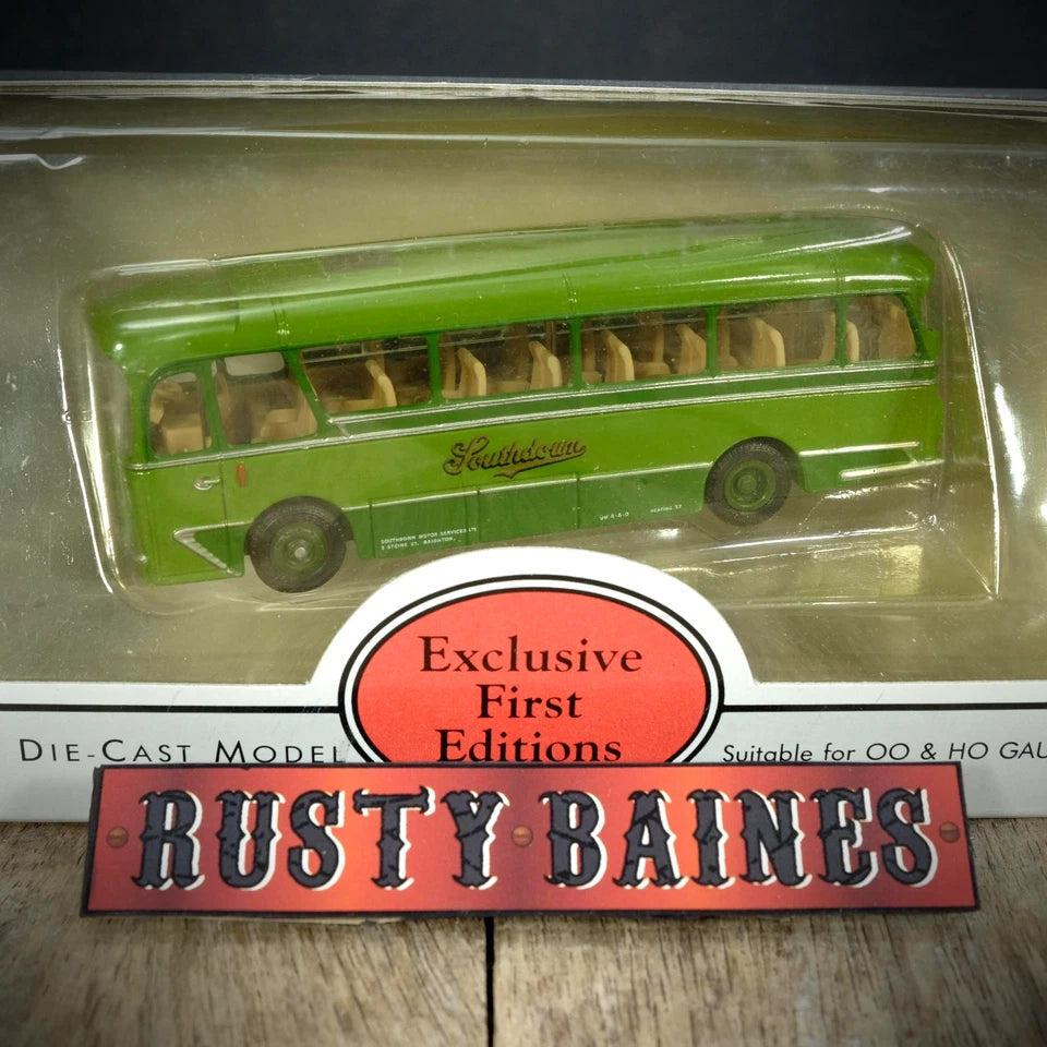 EFE Southdown Harrington Cavalier Bus Coach, Green, Boxed