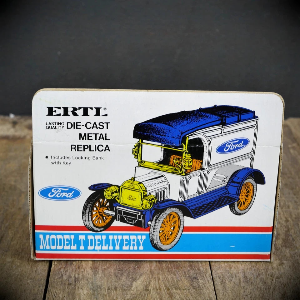 ERTL 1913 Ford Model T Money Box Van, 1/25, Boxed, Toymaster Livery