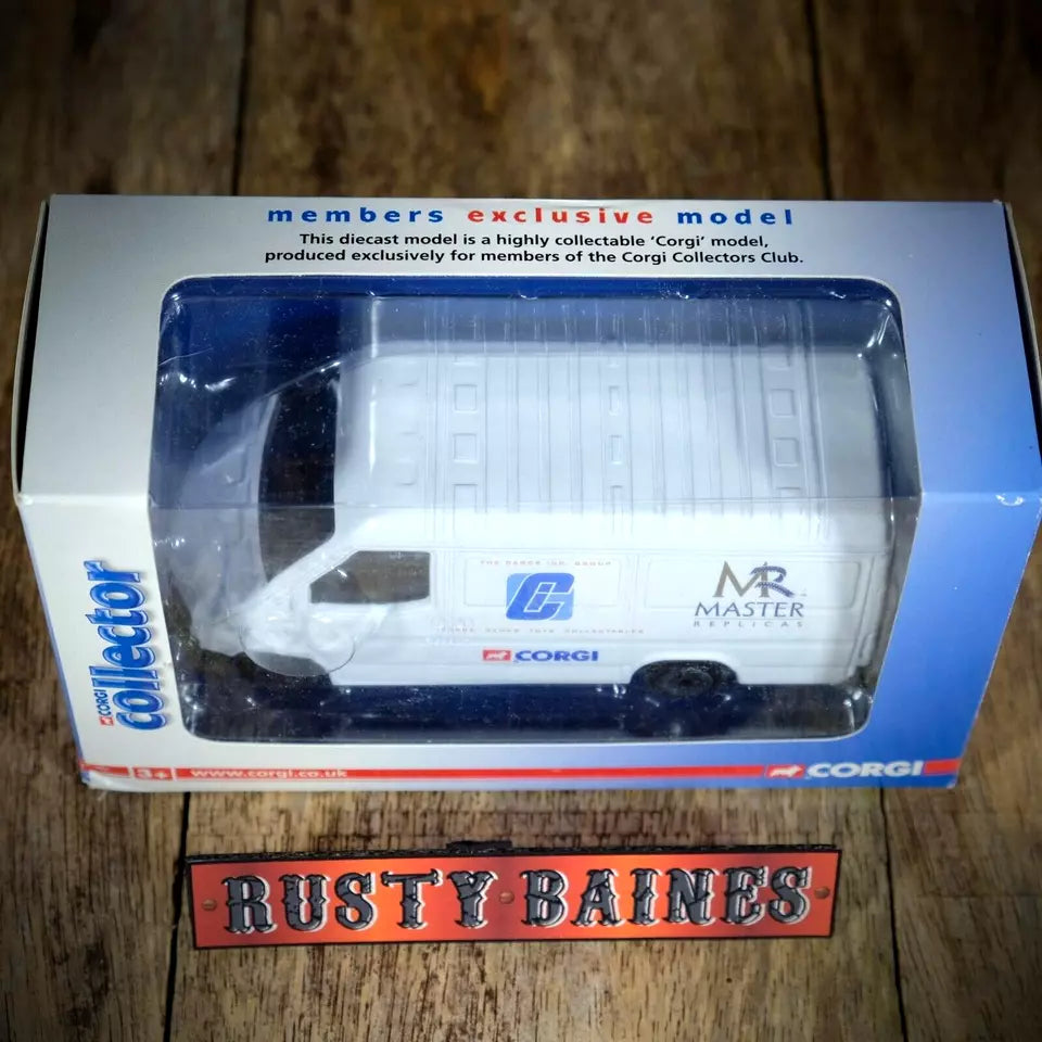 Corgi Ford Transit Master Replica MK3 LWB, Club Member Edition