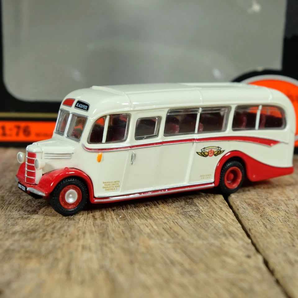 EFE 1/76 Scale, Bedford OB Coach Sheffield United Tours