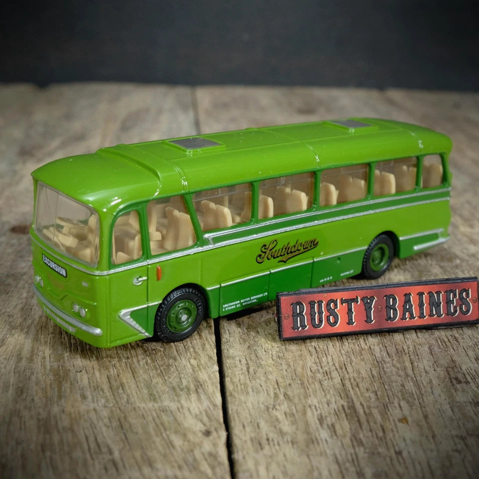 EFE Southdown Harrington Cavalier Bus Coach, Green, Boxed