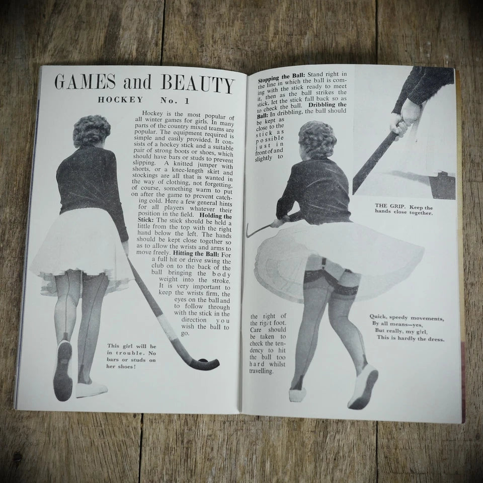 Carnival December 1956 Pocket Pin-Up Glamour Photography Magazine, Miss Britain