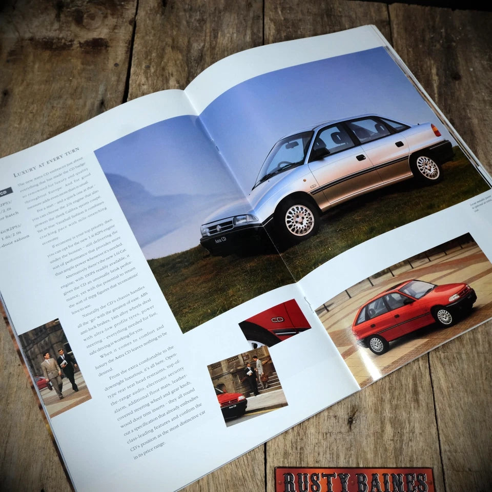 Sales Brochure, Vauxhall Astra 1993 (Mk3, F) SRI, GSI Etc. Hatch/Saloon/Estate