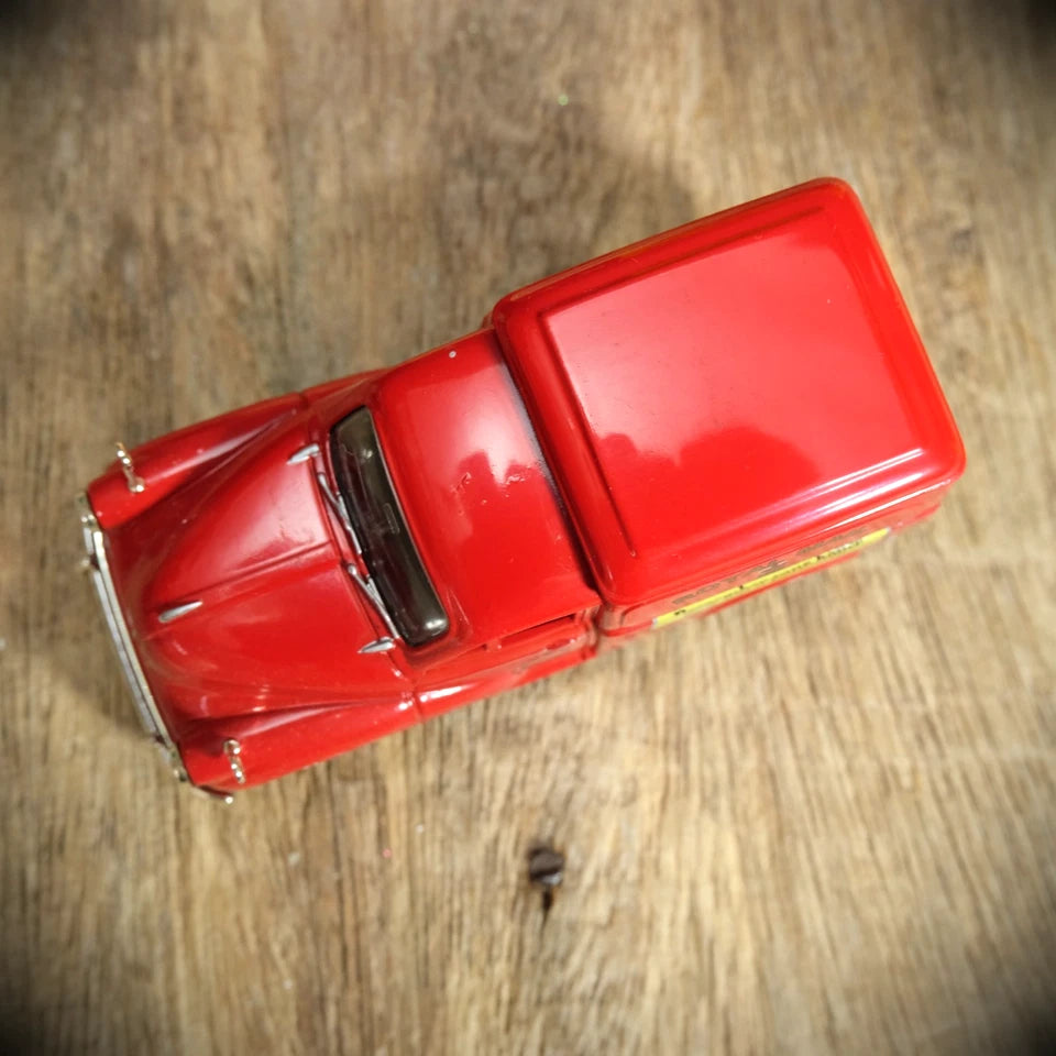 Lledo Vanguards Morris Minor Royal Mail Van, 1/43 Scale Model, Made in England