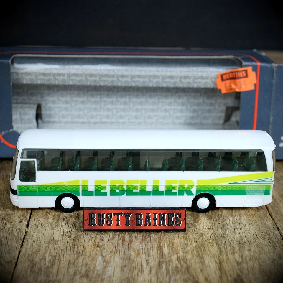 Herpa Le Beller 1/87 Plastic Coach, Green/White, Boxed
