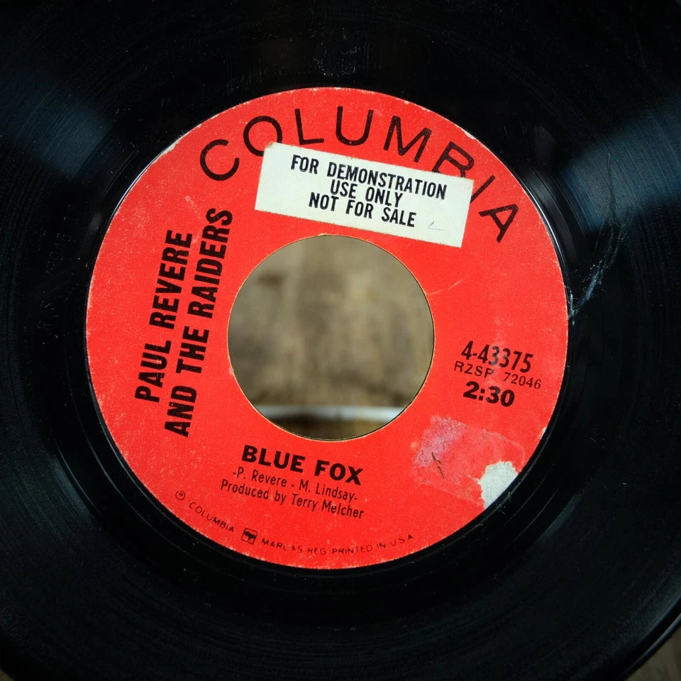 Record 7" Single, Paul Revere and the Raiders, Steppin Out/Blue Fox