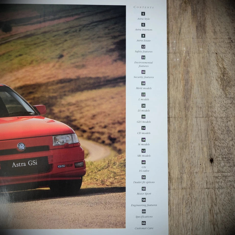 Sales Brochure, Vauxhall Astra 1993 (Mk3, F) SRI, GSI Etc. Hatch/Saloon/Estate
