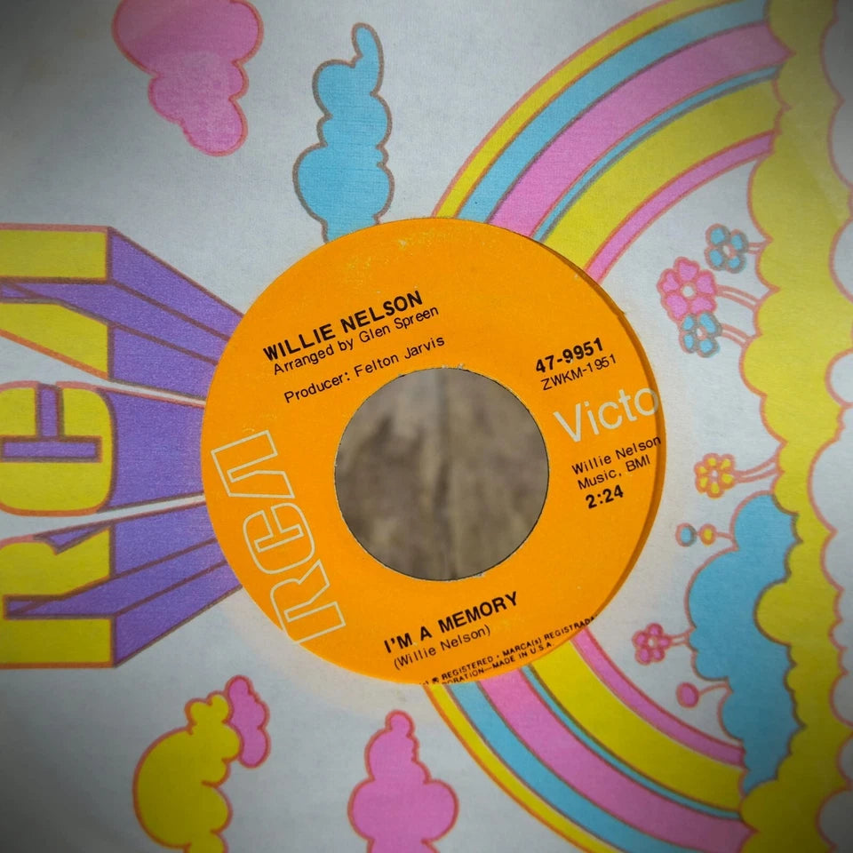 Record 7" Single, Willie Nelson, I'm a Memory/I'm so Lonesome.