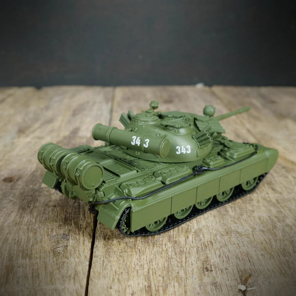 Universal Hobbies Soviet T55 (from James Bond) Tank, 1/50 Scale