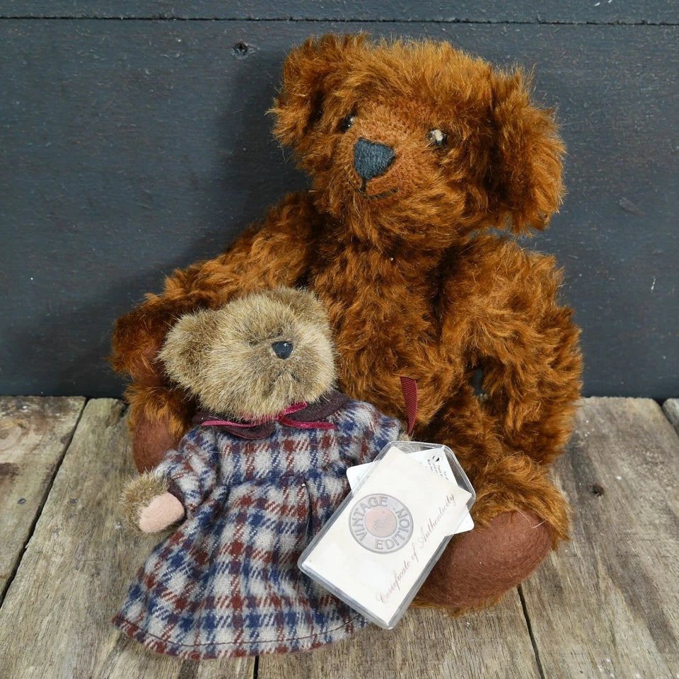 Collector Bears, Russ Handmade Vintage Edition Lindsey & Unbranded Jointed