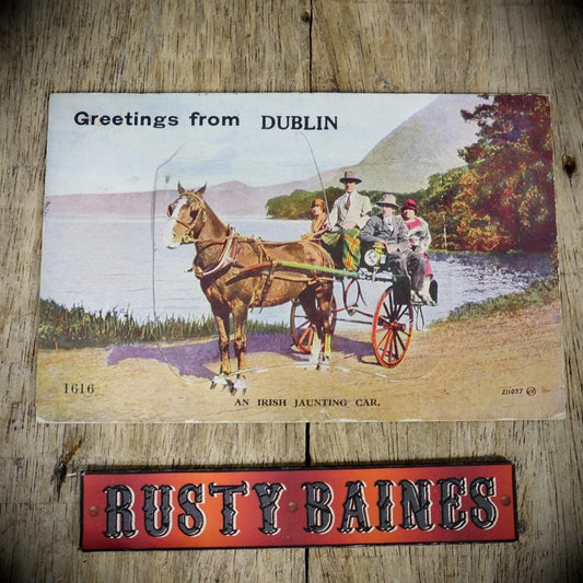 Postcard, Novelty Pull-Out, Dublin Jaunting Car Horse/Trap, Printed