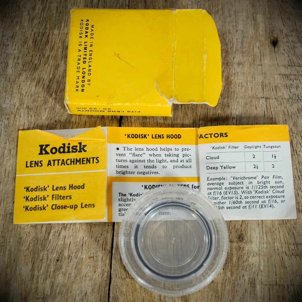 Vintage Kodak No.320 Push Fit Close Up Lens Attachment, Made in England 29-32mm