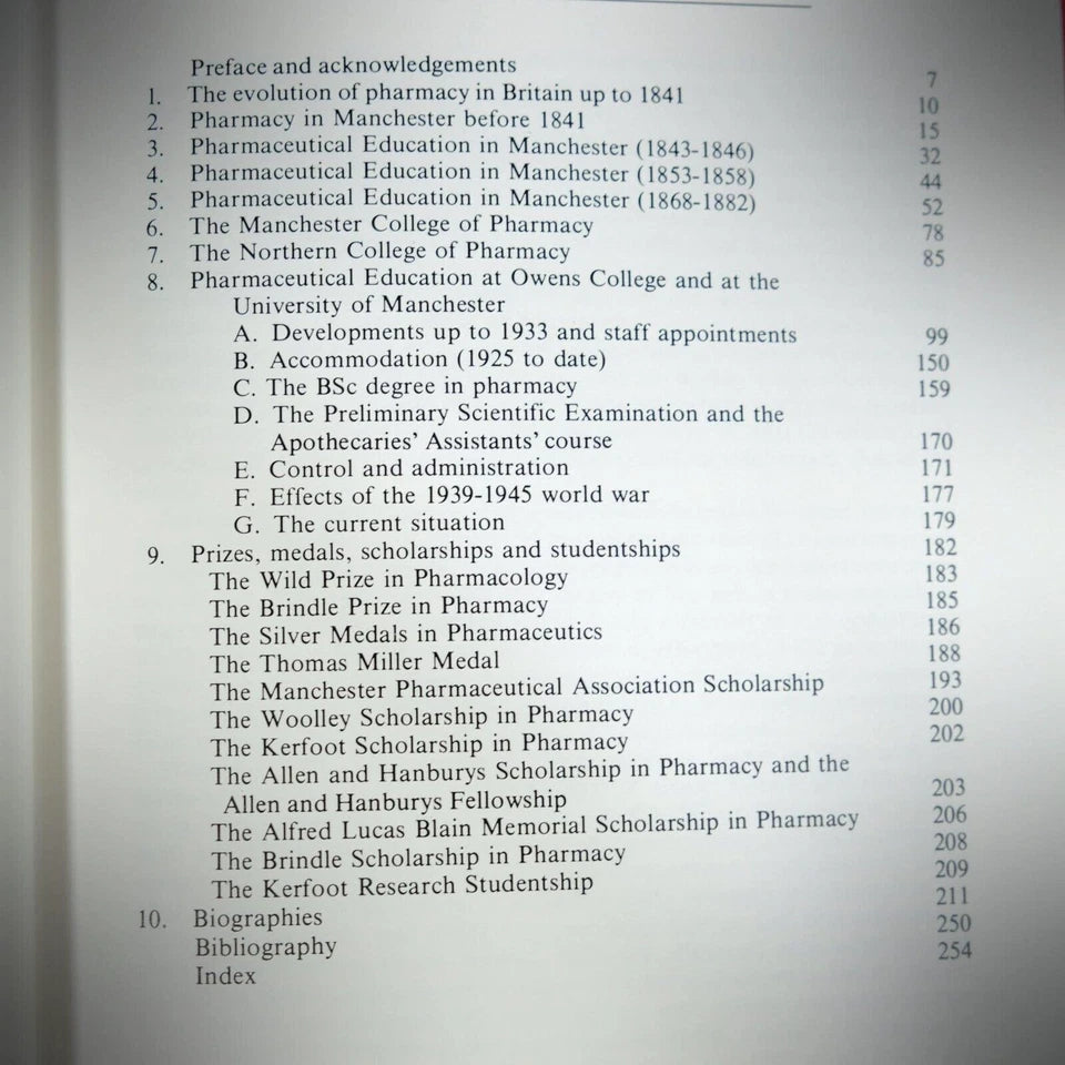 The History of Pharmaceutical Education in Manchester, B Robinson Hardcover 1986