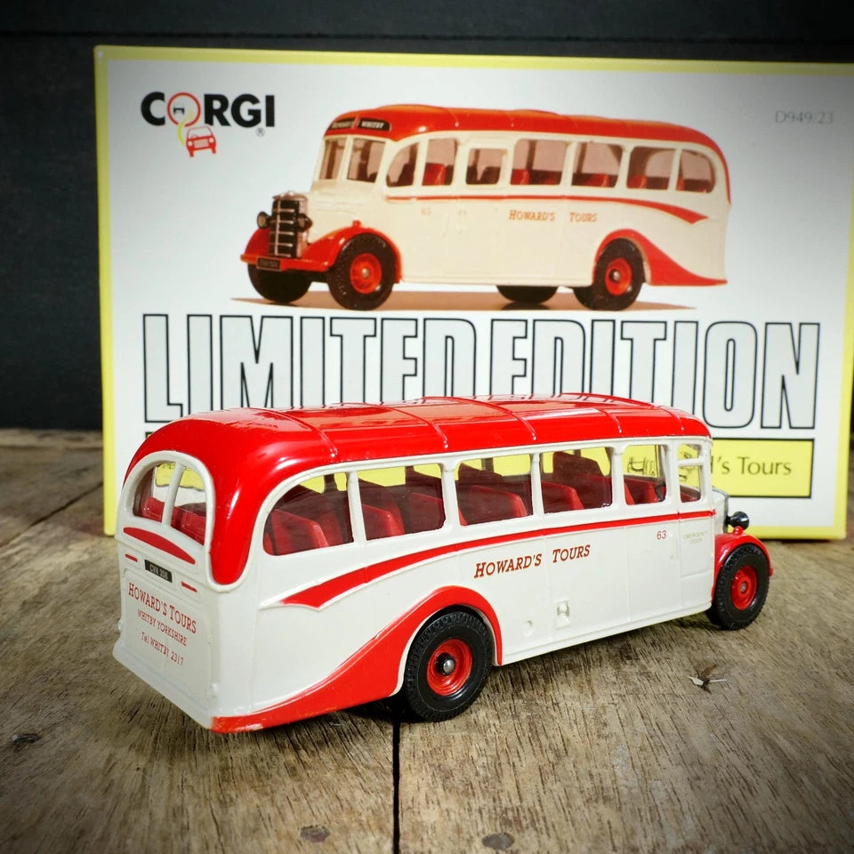 Corgi Bedford OB Coach (bus) Howard's Tours (Whitby) Boxed, Made in Britain