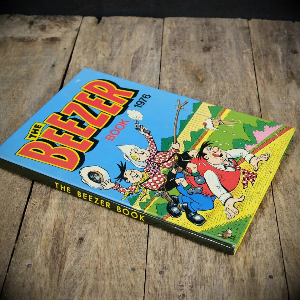 The Beezer Book Annual 1976, Vintage British DC Thomson Comic Hardcover