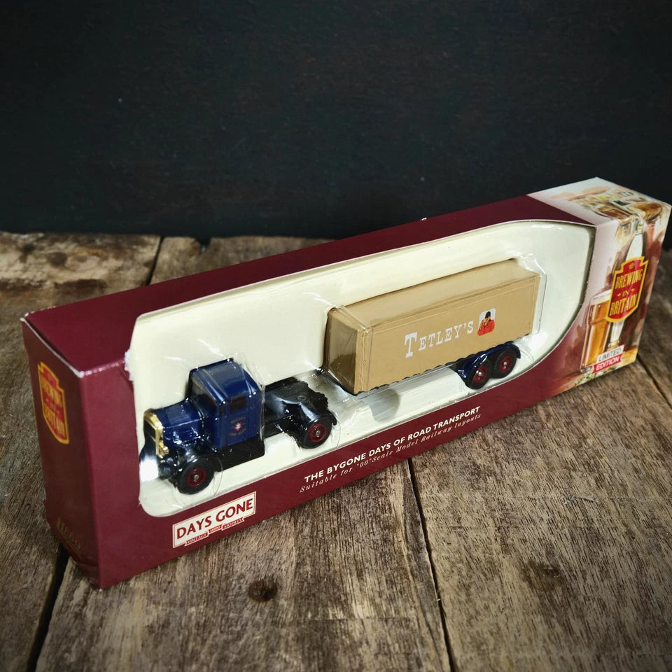 Lledo Brewing in Britain, Scammell Arctic Trailer, Tetley's Beer, 1/76