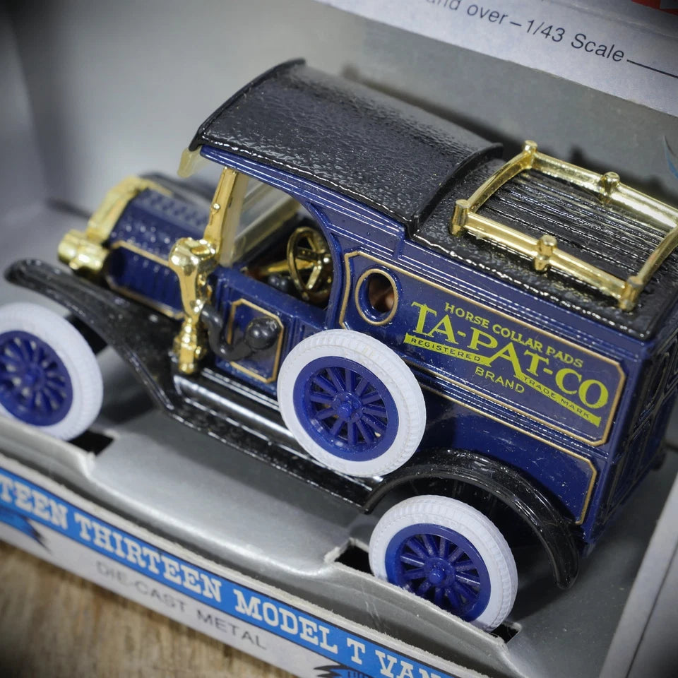ERTL 1913 Ford Model T Van, Ta-Pat-Co Horse Collar Pads Livery