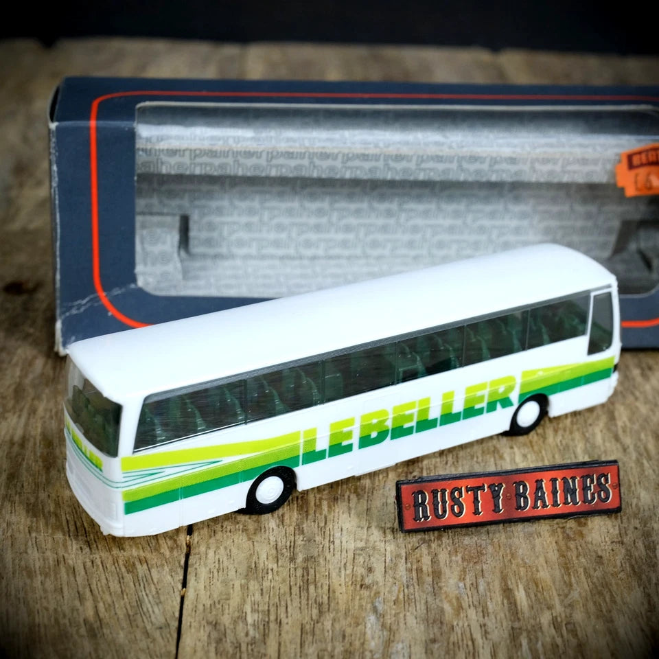 Herpa Le Beller 1/87 Plastic Coach, Green/White, Boxed
