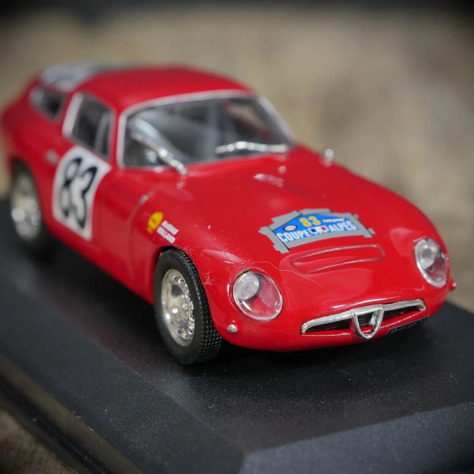 Alfa Romeo TZ Coupe des Alpes 1964 Rally Car in Display Case, IXO/DeAgostini
