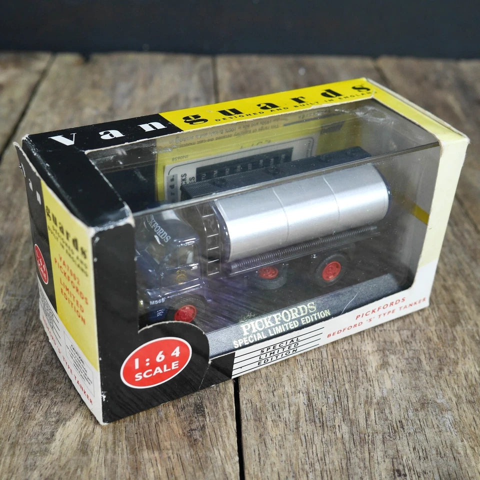 Vanguards Bedford S Type Tanker Lorry, Pickfords, 1/64 Scale, Boxed