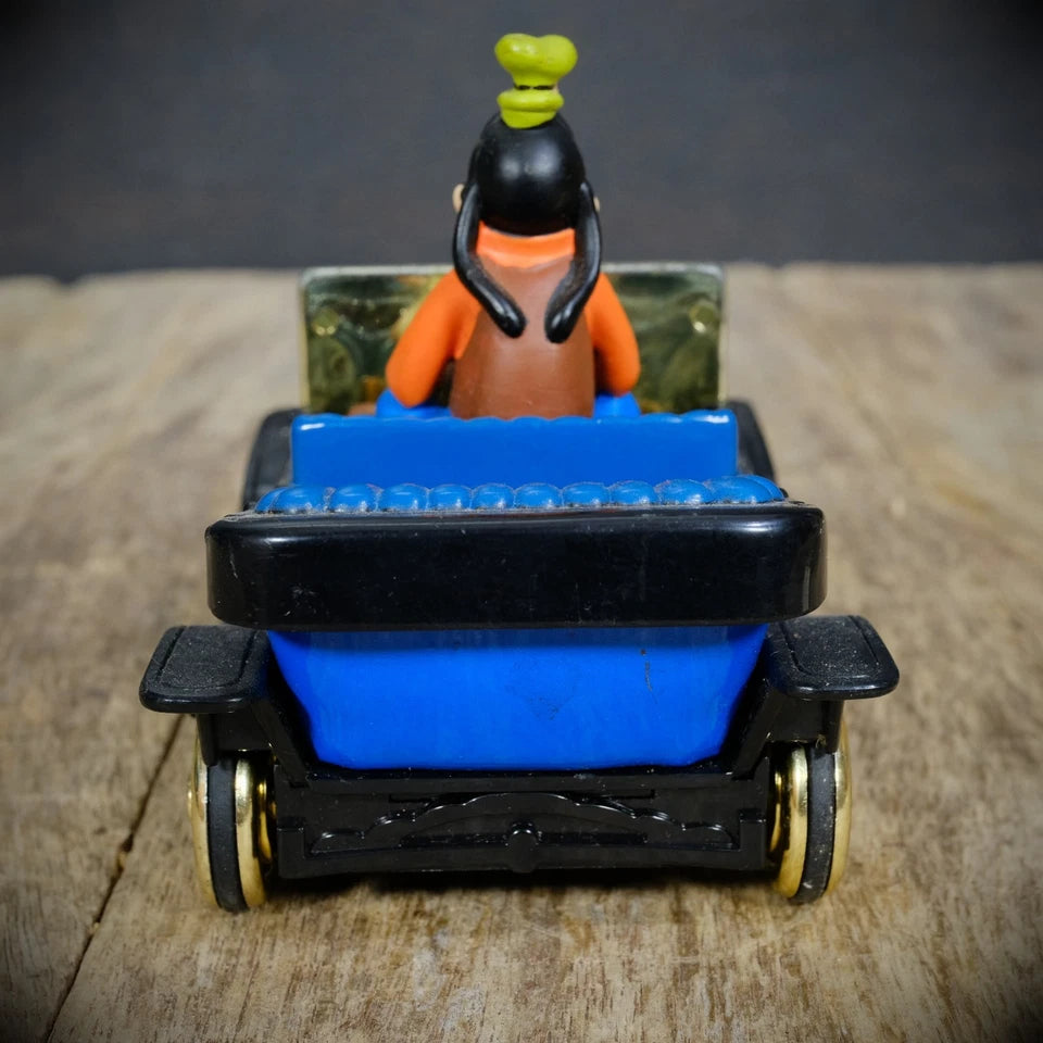 Vintage Walt Disney Plastic Goofy Vintage Classic Car, Pull-Back Drive